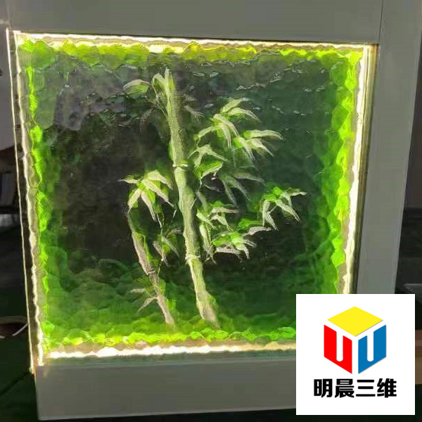 內(nèi)雕玻璃是藝術(shù)玻璃的一種