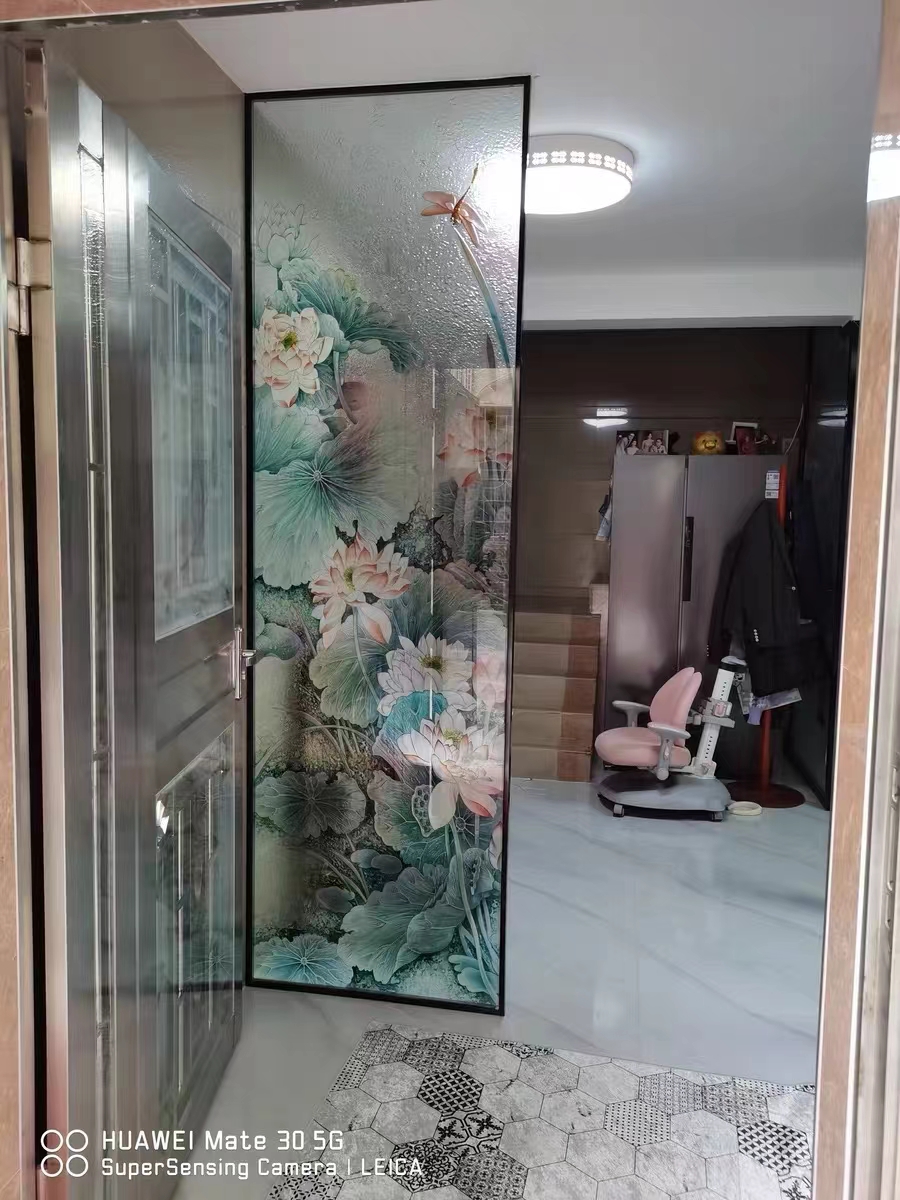 彩雕玻璃：藝術與工藝的絢麗融合